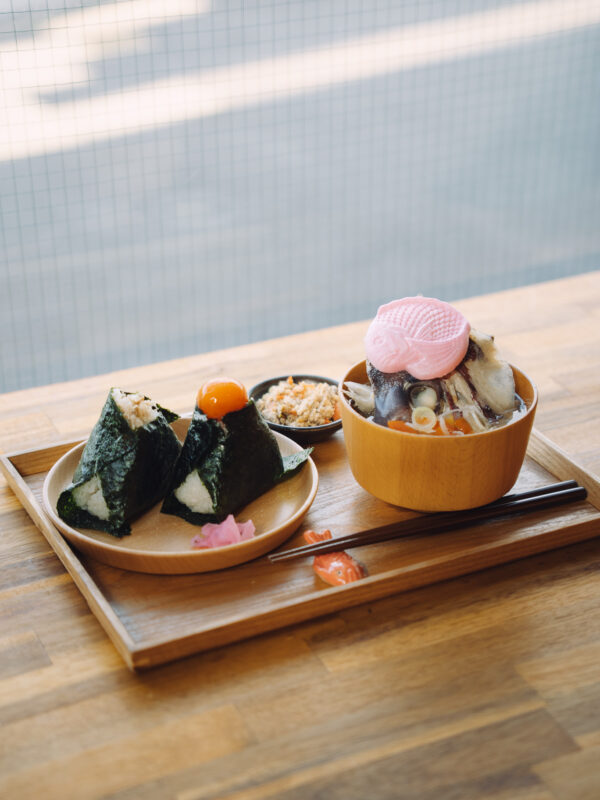 旅と日常の“はじまり”を奏でるー「てぇじる にぎぃめし Kichi」｜館山